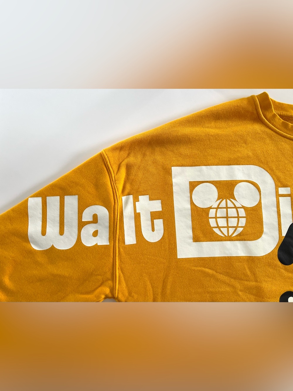 Walt Disney World Pluto Yellow Oversized Pullover Sweatshirt Size XL - Picture 4 of 15